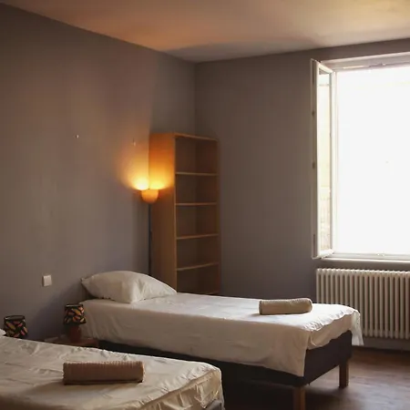 La Maison D'ailleurs * Condom