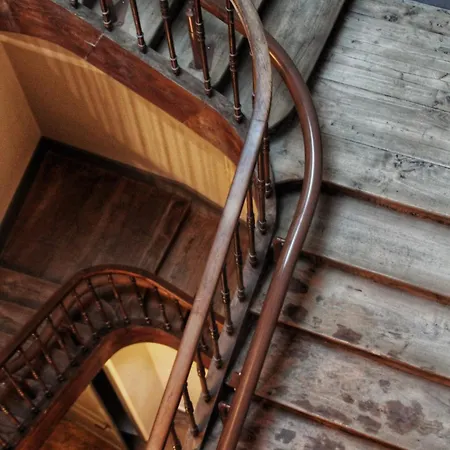 בית נופש La Maison D'ailleurs