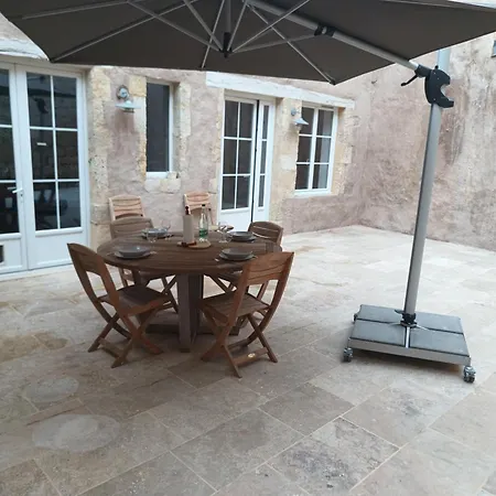 La Maison D'ailleurs *