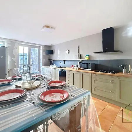בית נופש La Maison D'ailleurs