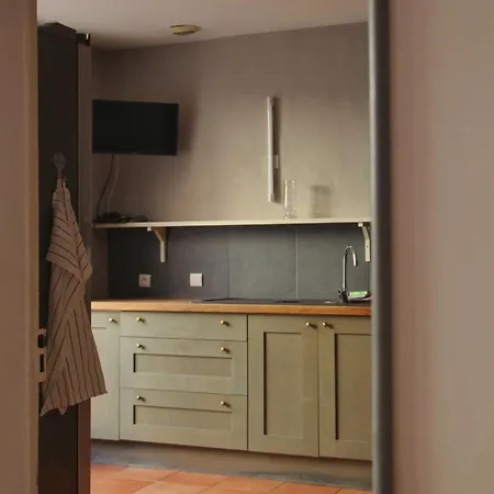 La Maison D'ailleurs Дом отдыха Кондом