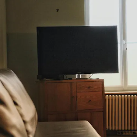 La Maison D'ailleurs Feriehus *