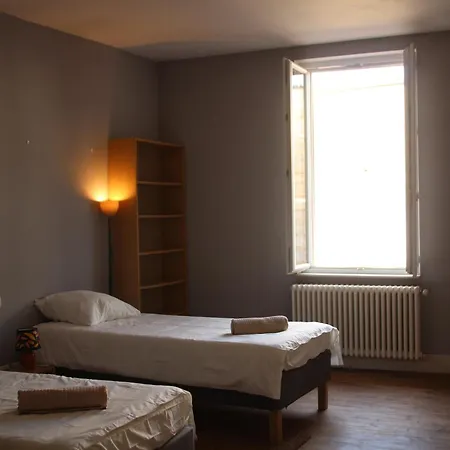 La Maison D'ailleurs * Condom