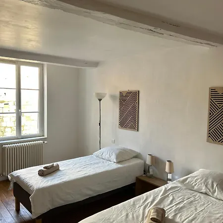 La Maison D'ailleurs Hébergement de vacances Condom