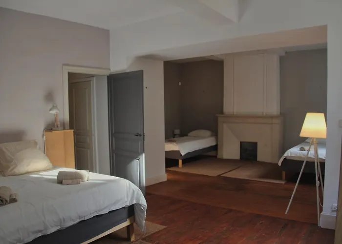 La Maison D'ailleurs Ferienhaus