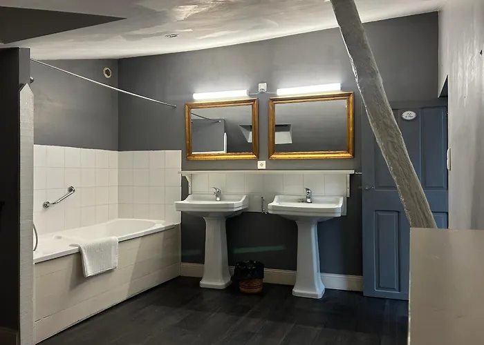 La Maison D'ailleurs Condom